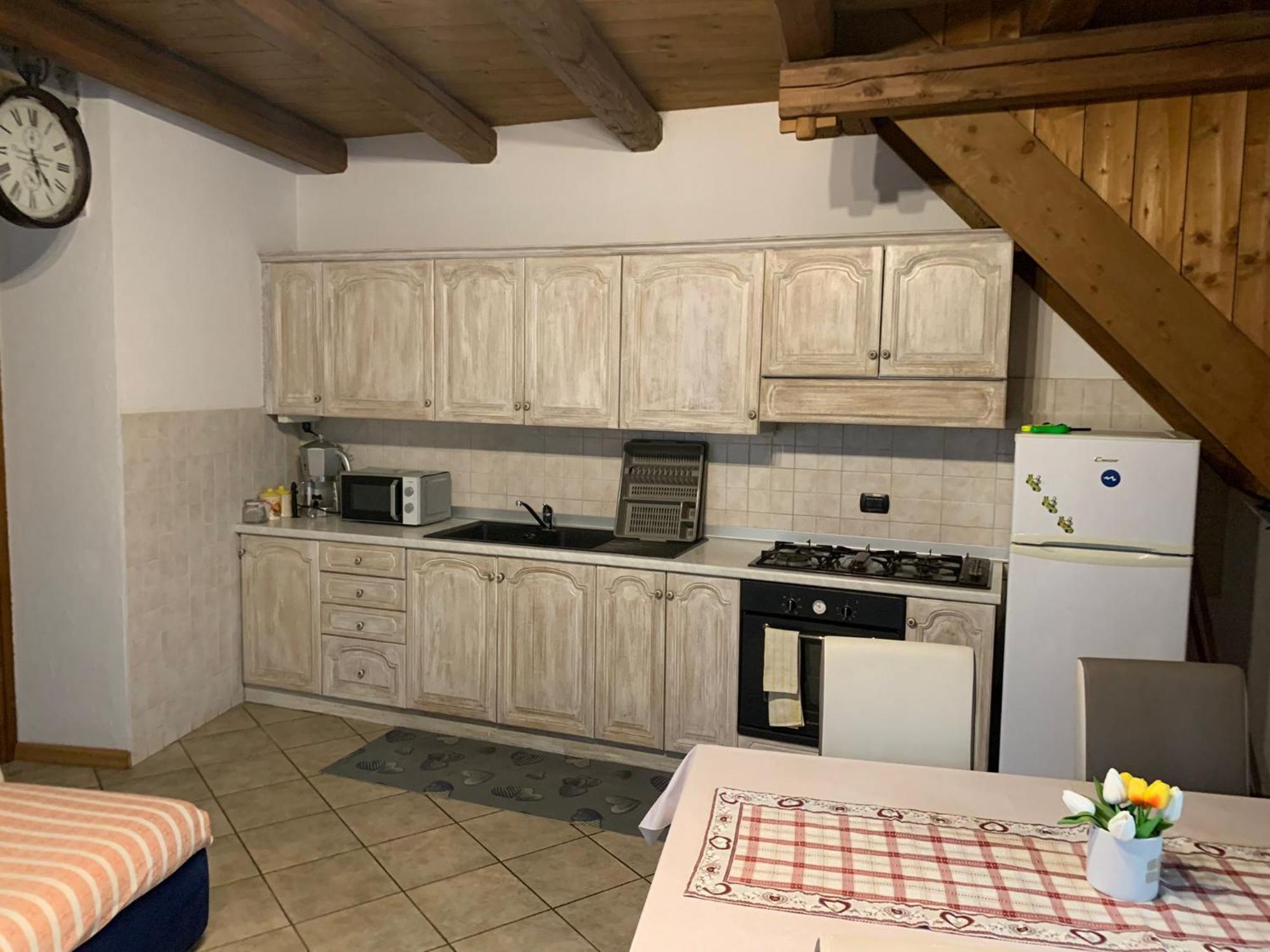 La Casa Di Nonna Pina Villa Roccasparvera Luaran gambar