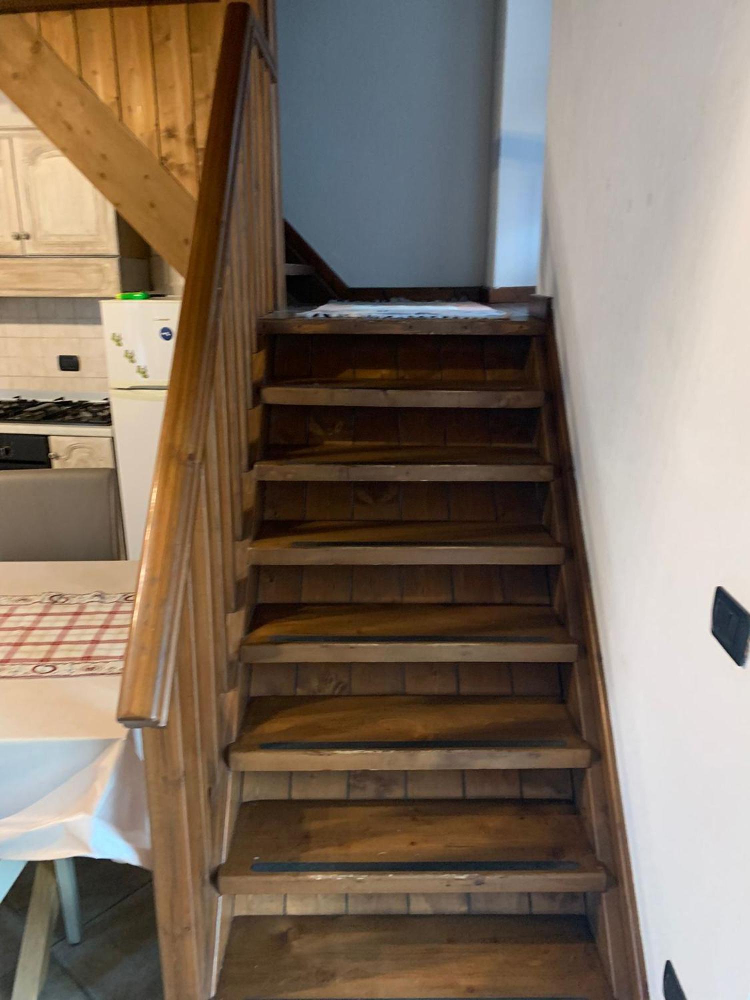 La Casa Di Nonna Pina Villa Roccasparvera Luaran gambar