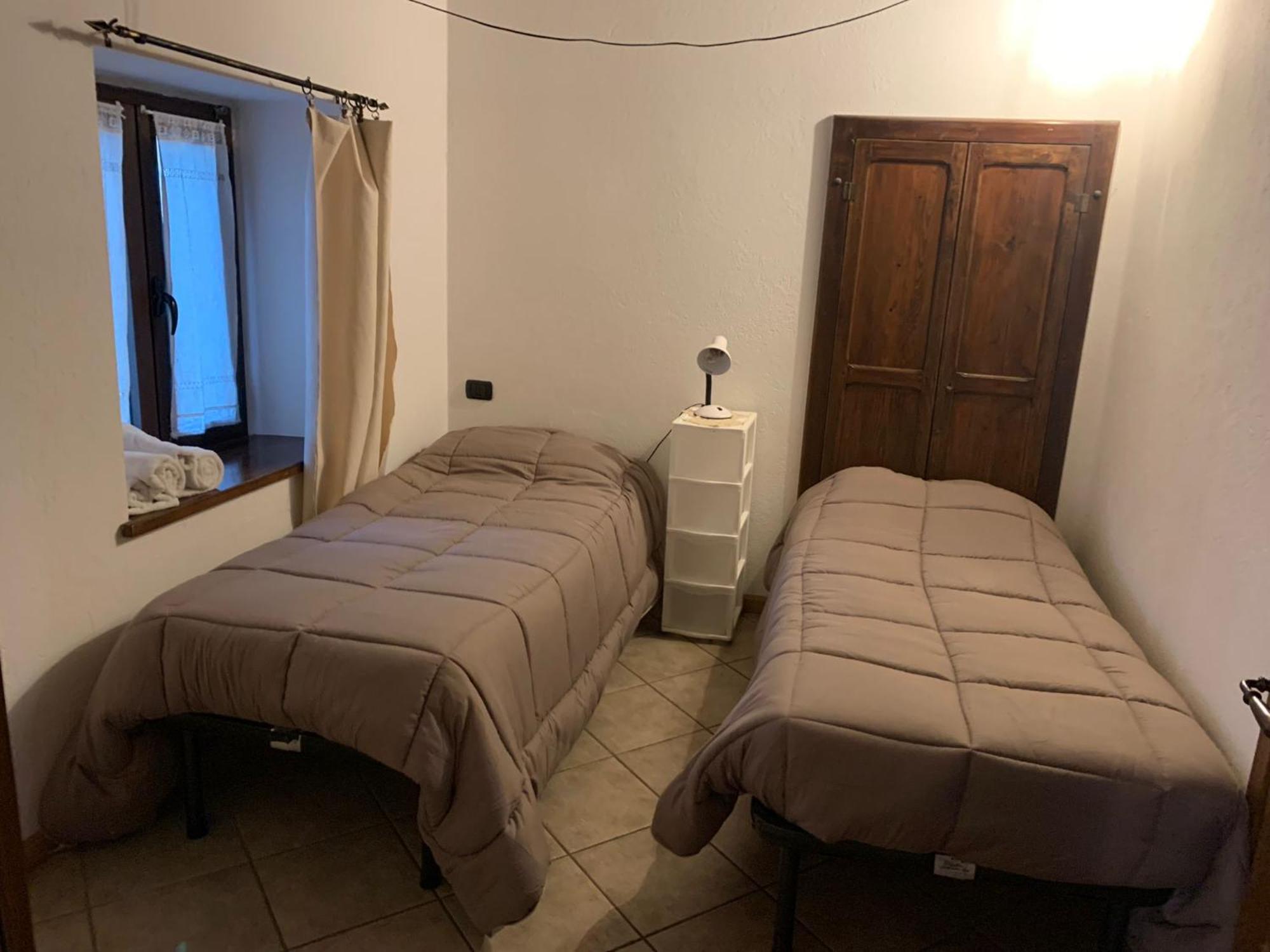 La Casa Di Nonna Pina Villa Roccasparvera Luaran gambar